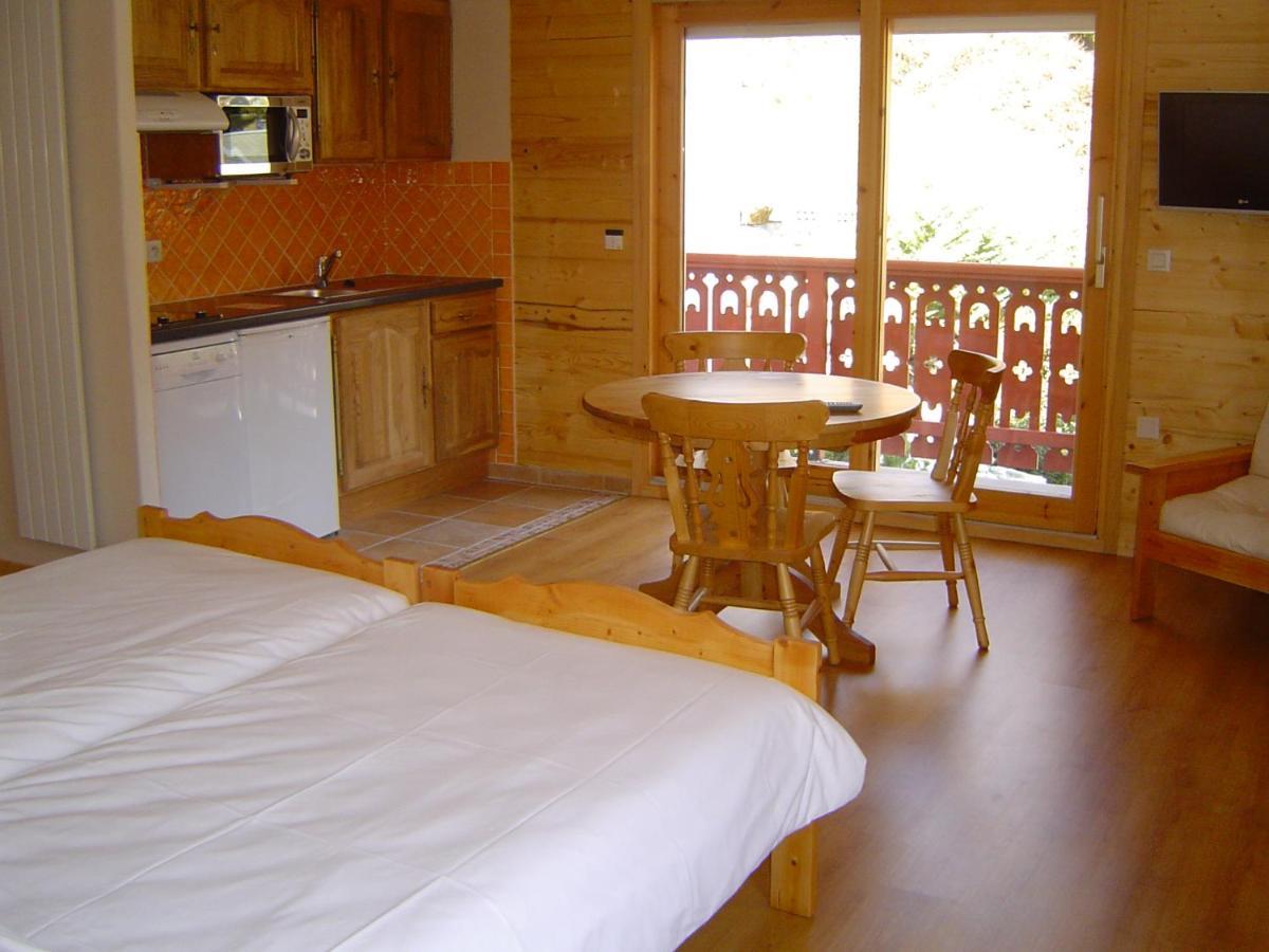 ברידס-לס-באן Hotel Les Chalets מראה חיצוני תמונה